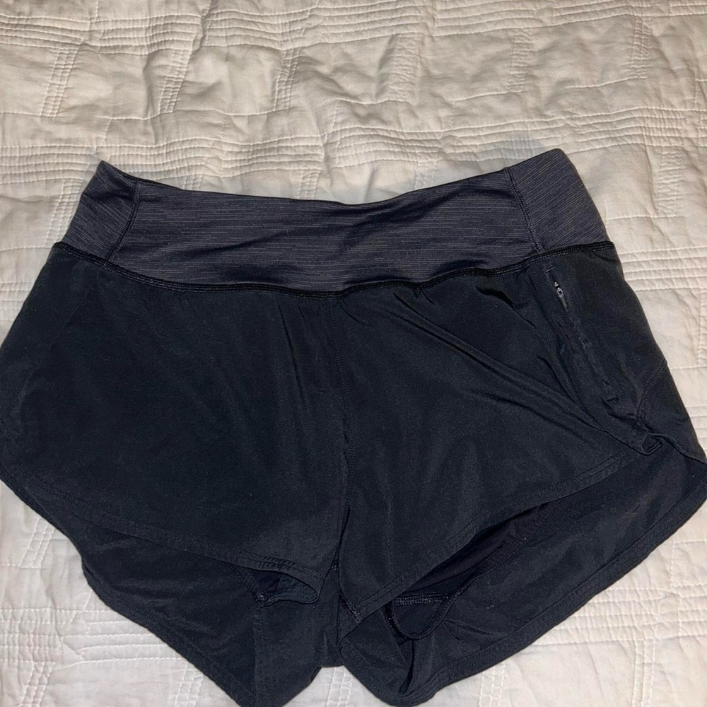 Outdoor Voices Hudson 2.5” Shorts